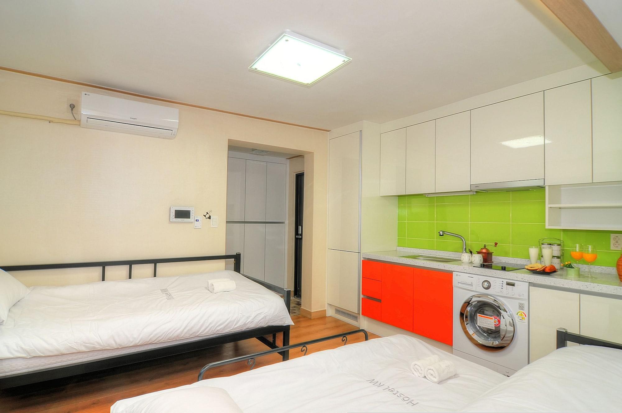 Hostel Kw Sinsa Сеул Экстерьер фото